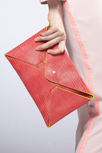 Load image into Gallery viewer, Envelope Leather Ipad Bag
